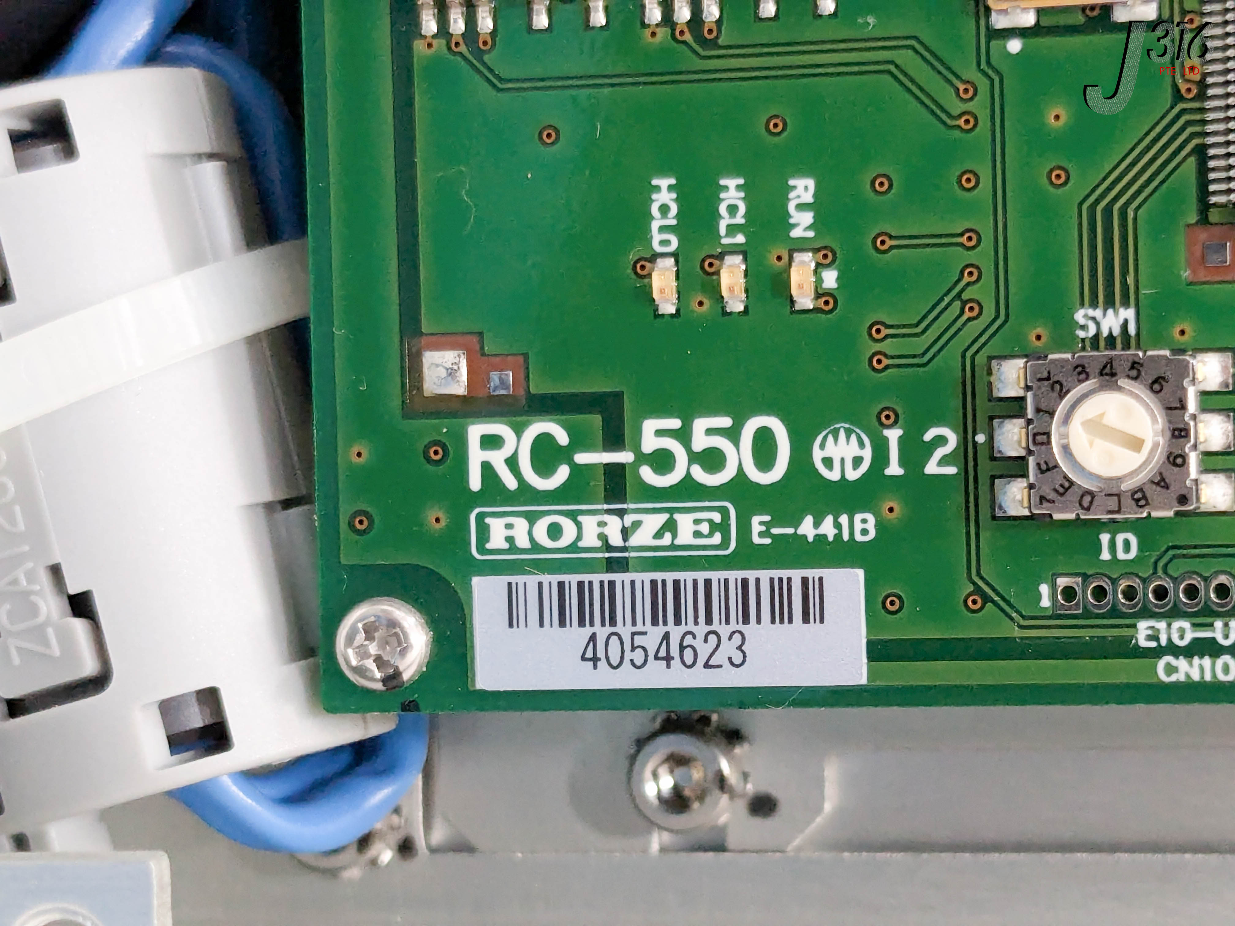 38123 RORZE DUAL-ARM WAFER TRF ROBOT W/ CTLR ASSY RR757L1511-341